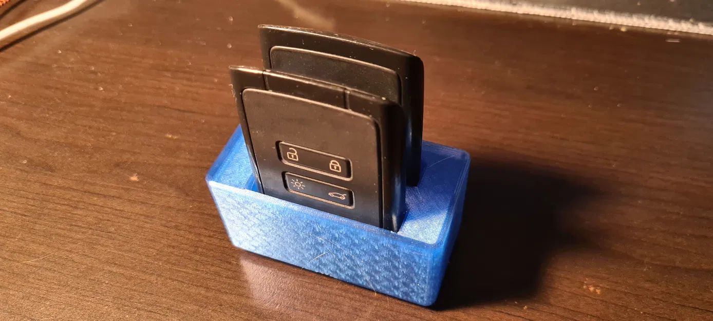 Hộp đựng thẻ từ Dacia/Renault theo chuẩn Gridfinity - Image 1