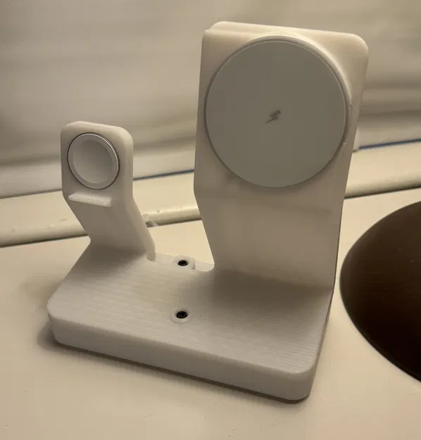 Đế iPhone & Apple Watch - Image 1