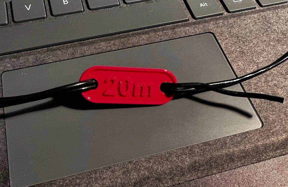 Phụ kiện giữ dây và nhãn cho anten dipole QRP - Image 1