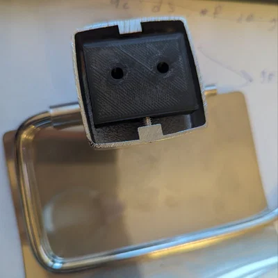 Giá đỡ gắn bồn cầu nhà tắm