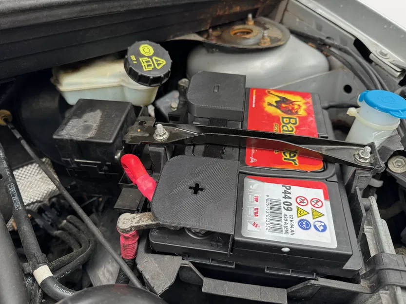 Vỏ Che Bình Ắc Quy Banner P4409 (Ford Fiesta) - Image 2