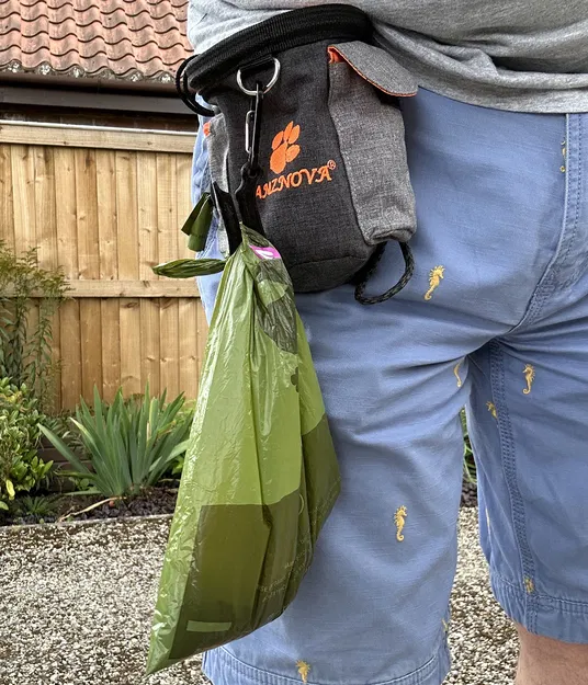 Kẹp Đựng Túi Phân Chó - Image 3