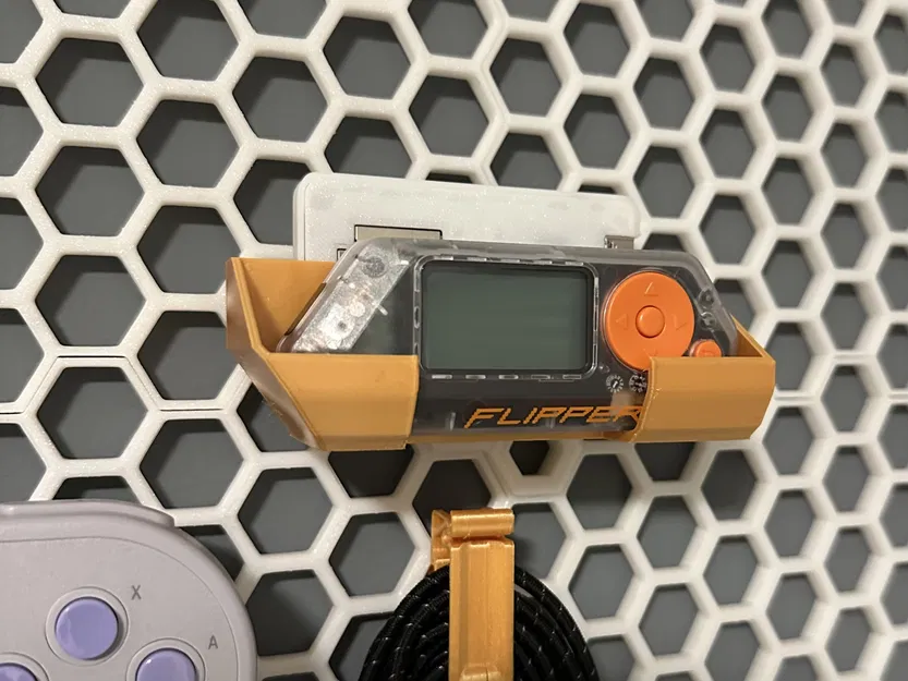 Giá Đỡ Flipper Zero và WiFi Dev Board Cho Tường Lưới Tổ Ong - Image 1