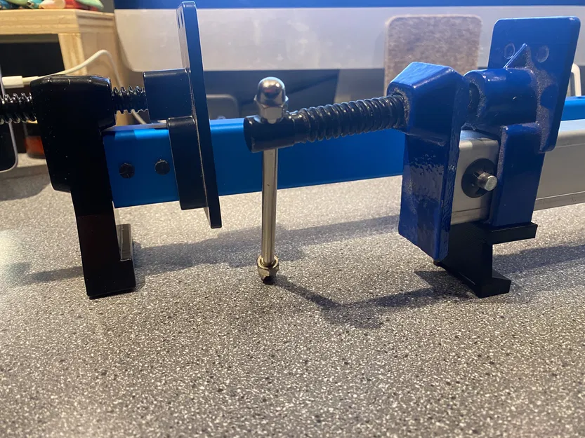 Chân Kẹp Kiểu Rockler Sure-Foot Cho Kẹp Thanh Nhôm Harbor Freight - Image 2