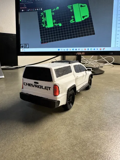 Xe Chevrolet Colorado ZR2 2021 - Image 2