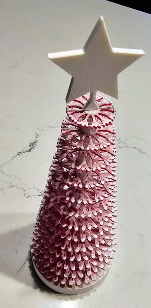 Cây thông Noel - thiết kế 'cành cây' xếp chồng - Image 1