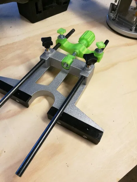 Bộ điều chỉnh siêu nhỏ cho thước dẫn cạnh máy phay - Image 1