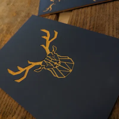 Chỗ Cắm Thẻ Hình Tuần Lộc