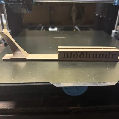 Đế Đựng Món Đồ Gia Truyền Bloodhound