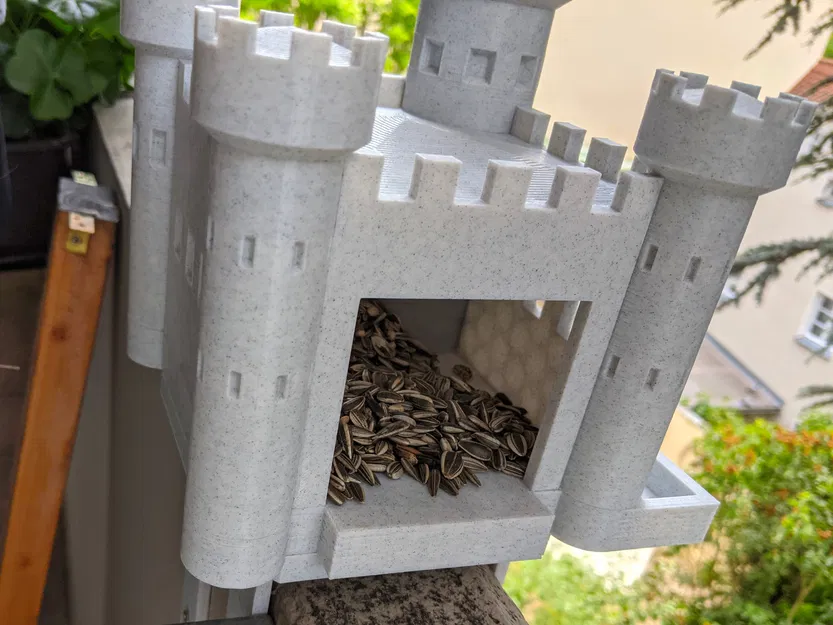 Mô Hình Lâu Đài Cho Chim Ăn - Image 2