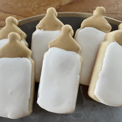 Khuôn Cắt Bánh Quy Hình Bình Sữa