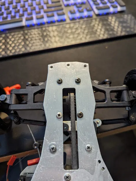 Cánh tay đòn trước Kyosho 911 GT - Image 2