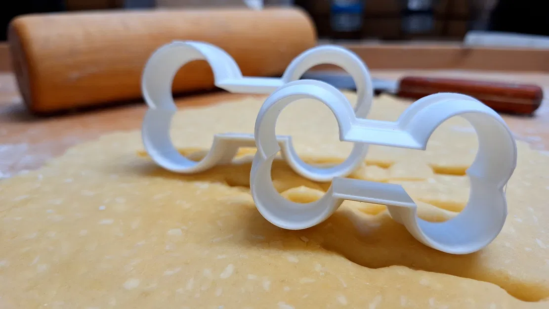 Khuôn Cắt Bánh Hình Xương Chó (In Ra Là Xài Được Ngay) - Image 1