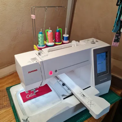 Giá đỡ 7 cuộn chỉ cho máy thêu Janome