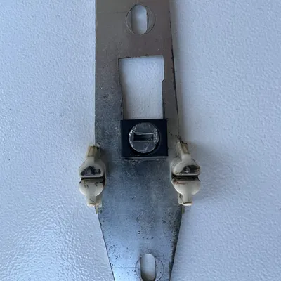 Tay nắm cửa xe cứu hỏa VW-MAN 1989