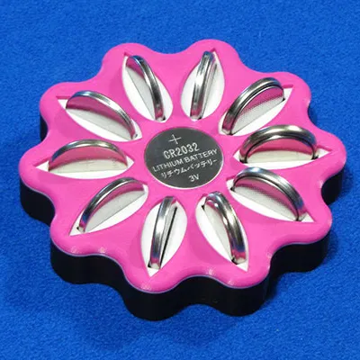 Hộp Đựng Pin CR2032 Hình Bông Hoa