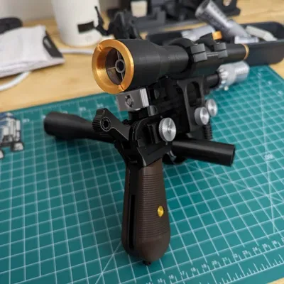 Han Solo Blaster DL-44 - Chỉnh sửa từ PortedtoReality