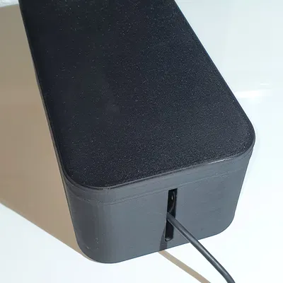 Hộp đựng cáp sạc USB