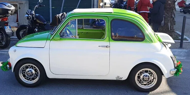 Mô hình xe Fiat 500 cổ điển - Image 2