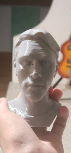 Tượng Jerma985 - Image 1