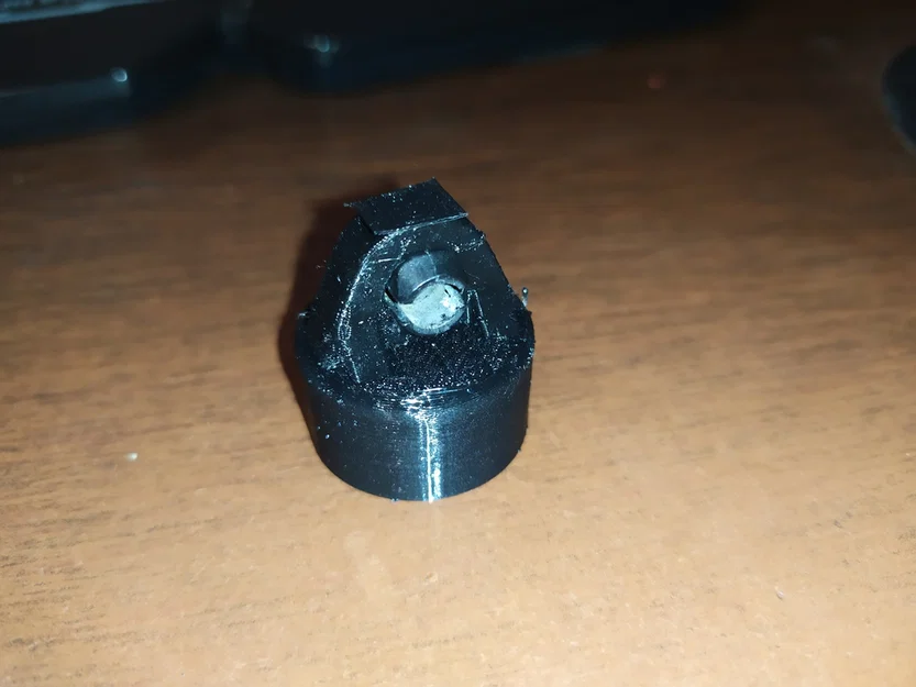 Nắp giảm xóc Traxxas Sledge - Image 4