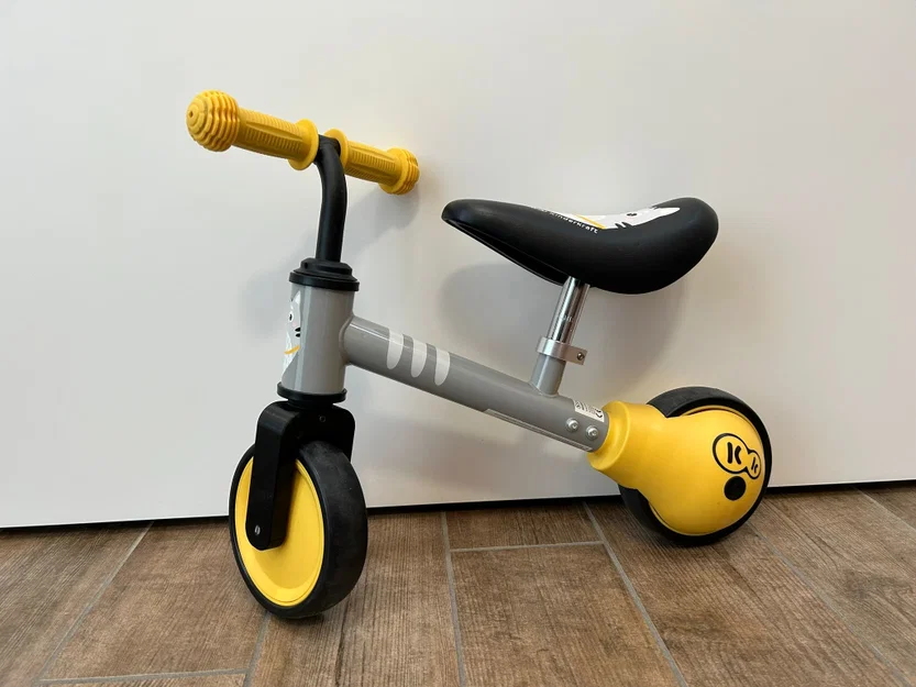 Chuyển Xe Chòi Chân Kinderkraft Từ 3 Bánh Sang 2 Bánh - Image 4