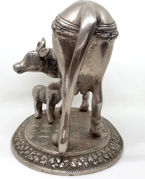 Bò Thần Cùng Bê Con - Image 6