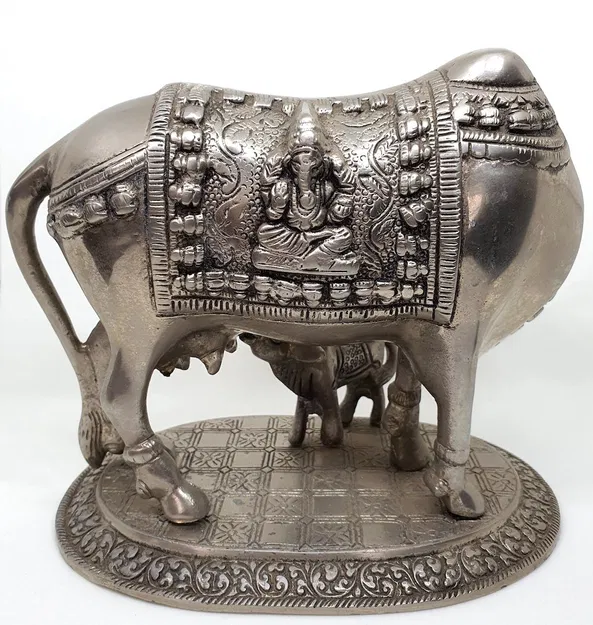 Bò Thần Cùng Bê Con - Image 7