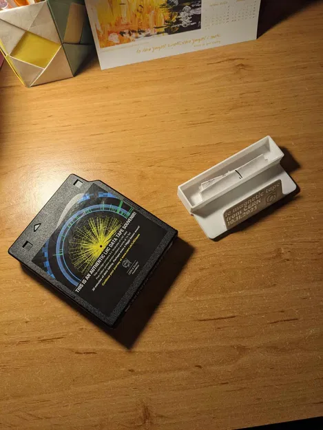 Dây Đựng Băng Từ CERN LHC (Quà Lưu Niệm) - Image 3