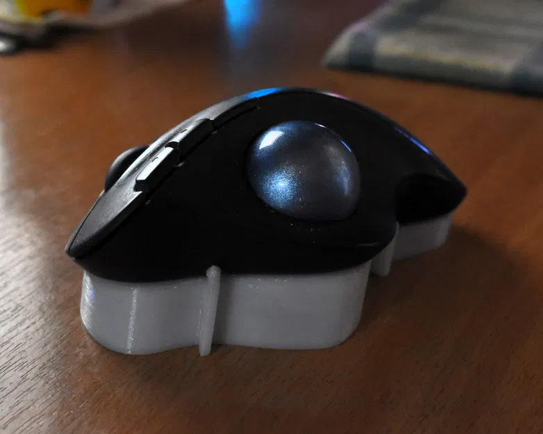 Đế Nghiêng Tăng Độ Nghiêng Chuột Trackball Logitech M575 (12°/5°) - Image 1