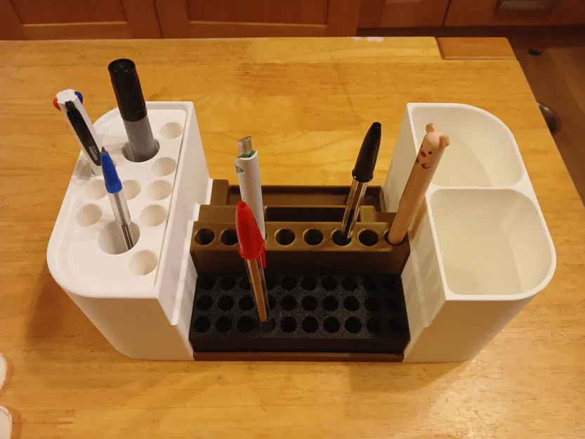 Hộp Bút / Chân Cắm Bút - Image 1