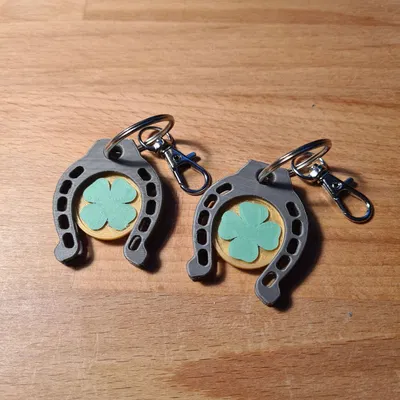 Bùa may mắn với đồng xu xe đẩy hàng