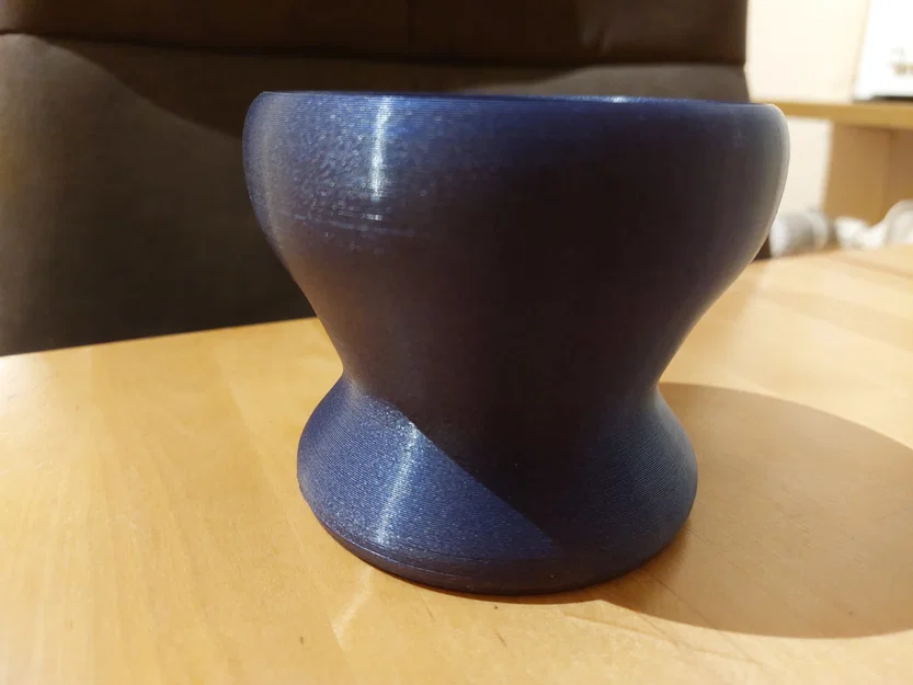 Bình Hoa Nhỏ / Little Vase / Kleine Vase - Image 1