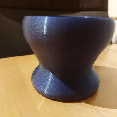 Bình Hoa Nhỏ / Little Vase / Kleine Vase