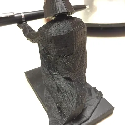 Chân đế bút Darth Vader Phong cách Low Poly