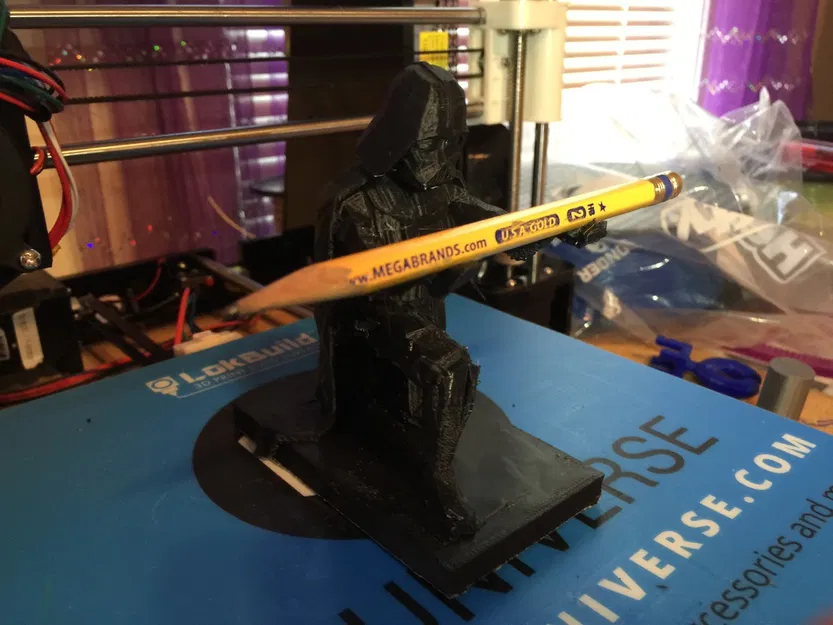 Chân đế bút Darth Vader Phong cách Low Poly - Image 6