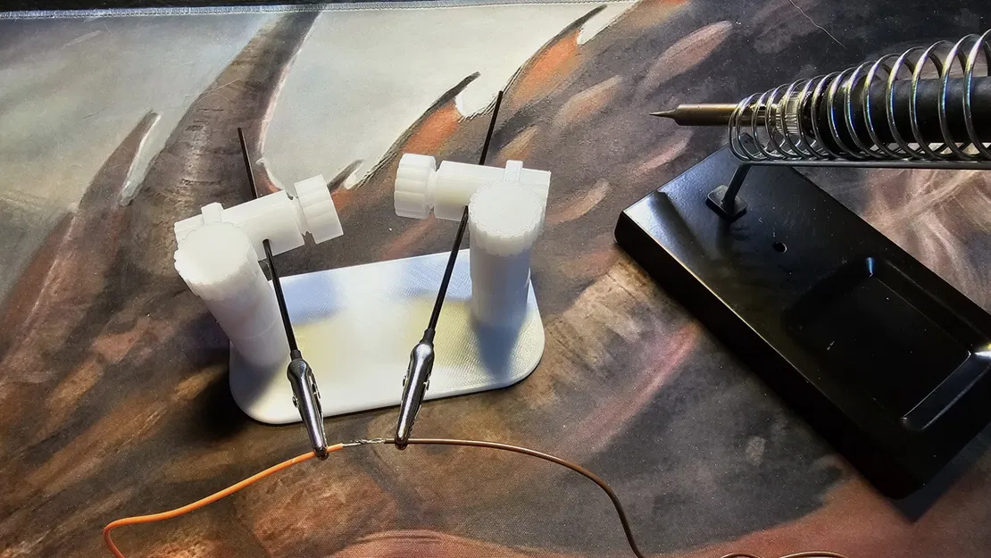 Cây Kềm Thứ Ba Hỗ Trợ Hàn Thiếc - Image 5