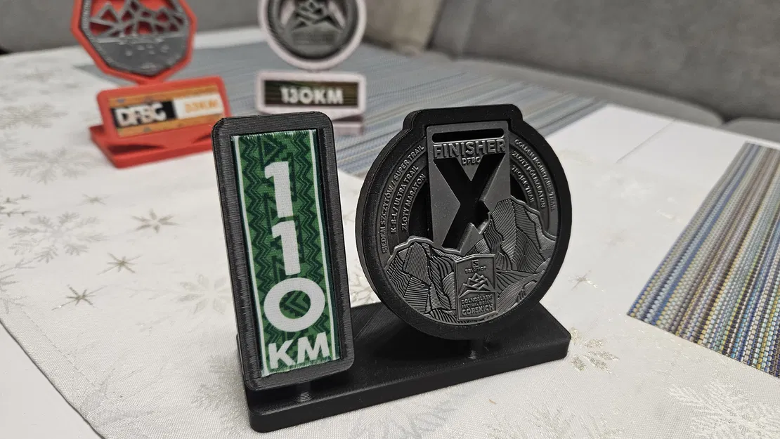 Giá Đỡ Huy Chương DFBG 110km - Image 1