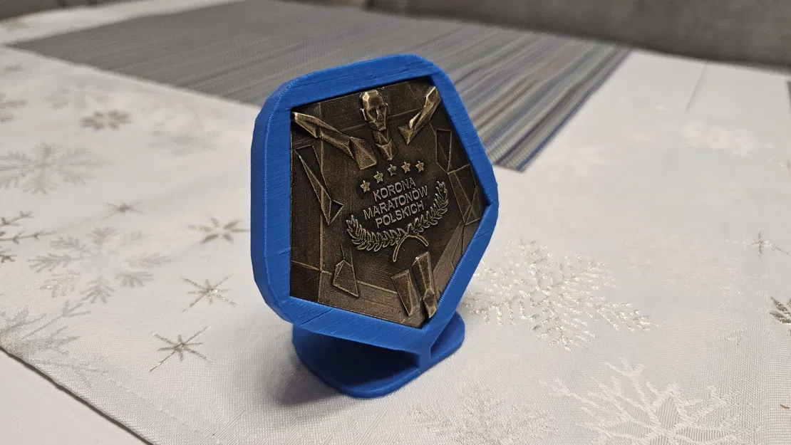 Chân đế Huy chương Korona Maratonów Polskich - Image 1
