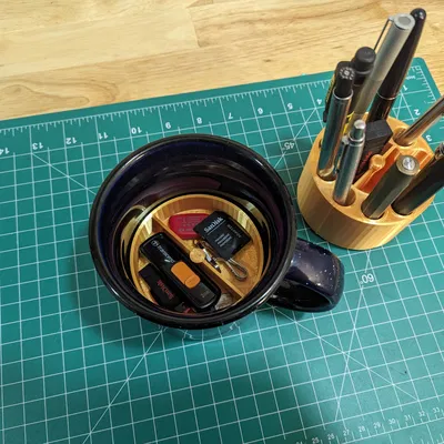 Kệ đựng ly cà phê có khay bí mật