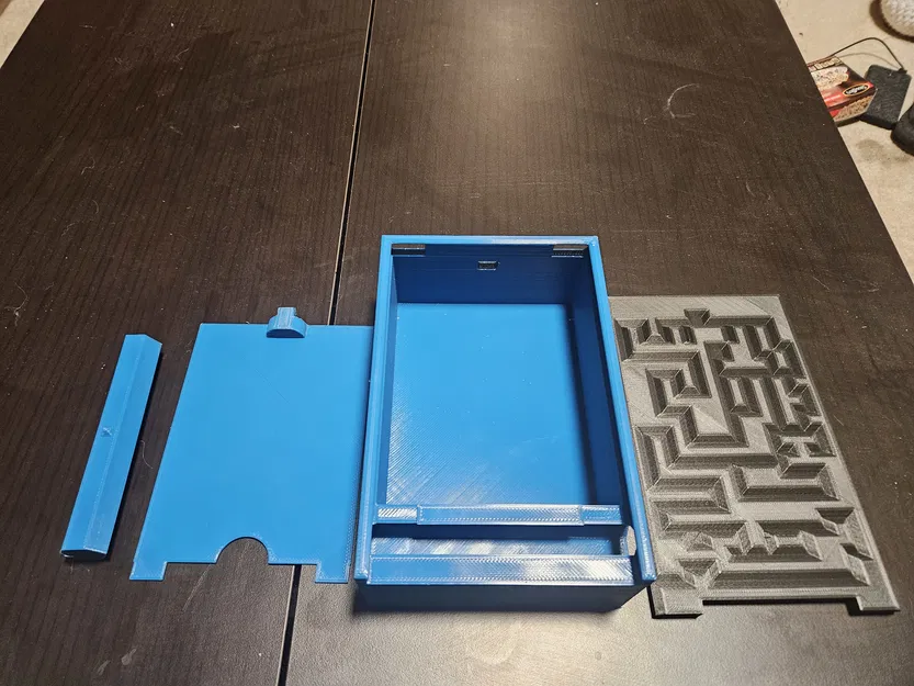 Hộp câu đố cỡ lớn / Hộp quà (4 lựa chọn mê cung) - Image 1