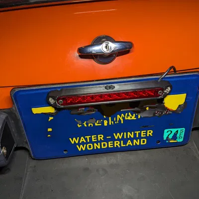 Giá Đỡ Đèn Phanh Thứ Ba Cho MG Midget