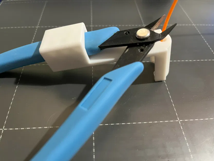 Dụng Cụ Cắt Đinh Tán (Rivet Cutter Tool) - Image 1