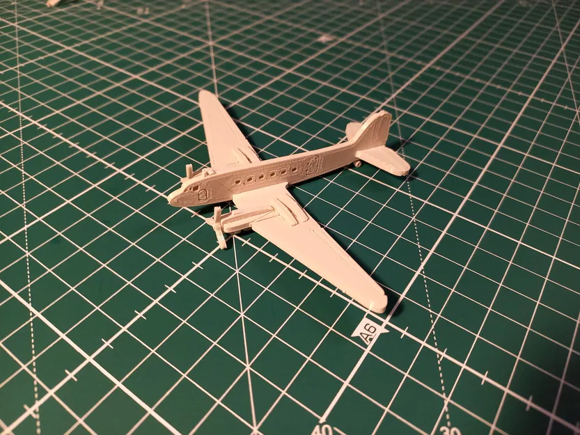 Mô hình DC-3 Kit Card - Biểu tượng Hàng không Vàng - Image 2