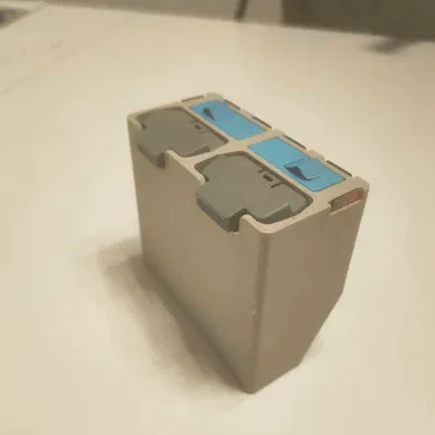 Hộp đựng pin cho 2 DJI Mini2, 2 GoPro Hero 9 và thẻ nhớ SD