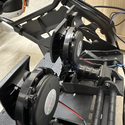 Chân đế gắn loa rung Dayton TT25 cho Fanatec CSL Elite V2