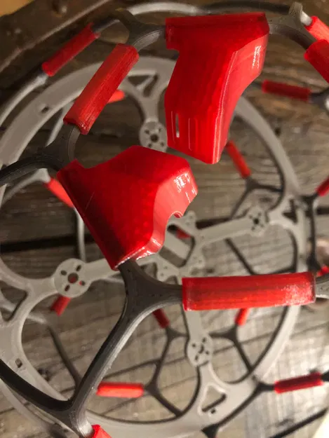 Mô Hình Đá Banh Bằng Drone Tự Làm - Image 2