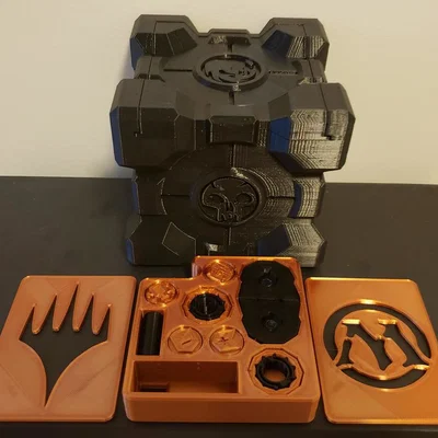 Hộp Đựng Bài MTG/TCG Companion Cube & Bộ Đếm Điểm Sinh Mệnh (Commander, Counters, Magic the Gathering)