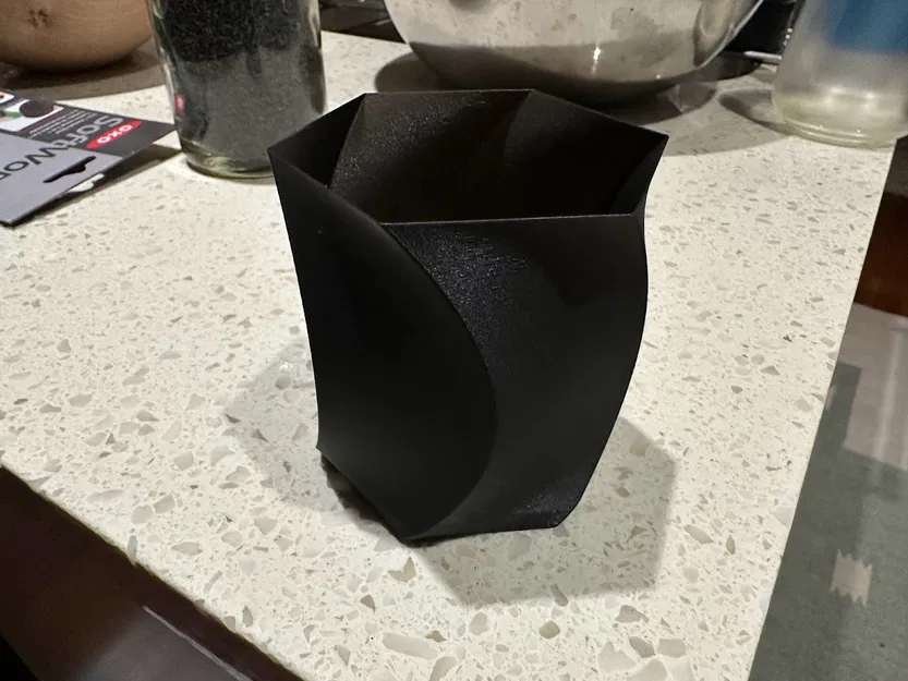 Bình Hoa Birdman - Image 1