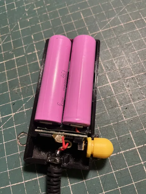 Vỏ Pin Thay Thế Cho Đèn Ay Up Lights 18650 - Image 1